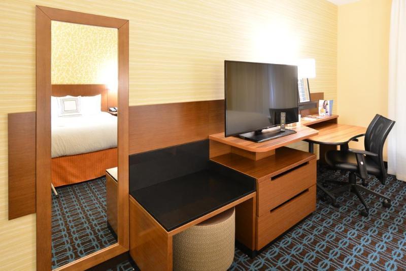 Fairfield Inn & Suites By Marriott Eau Claire/Chippewa Falls Exteriör bild