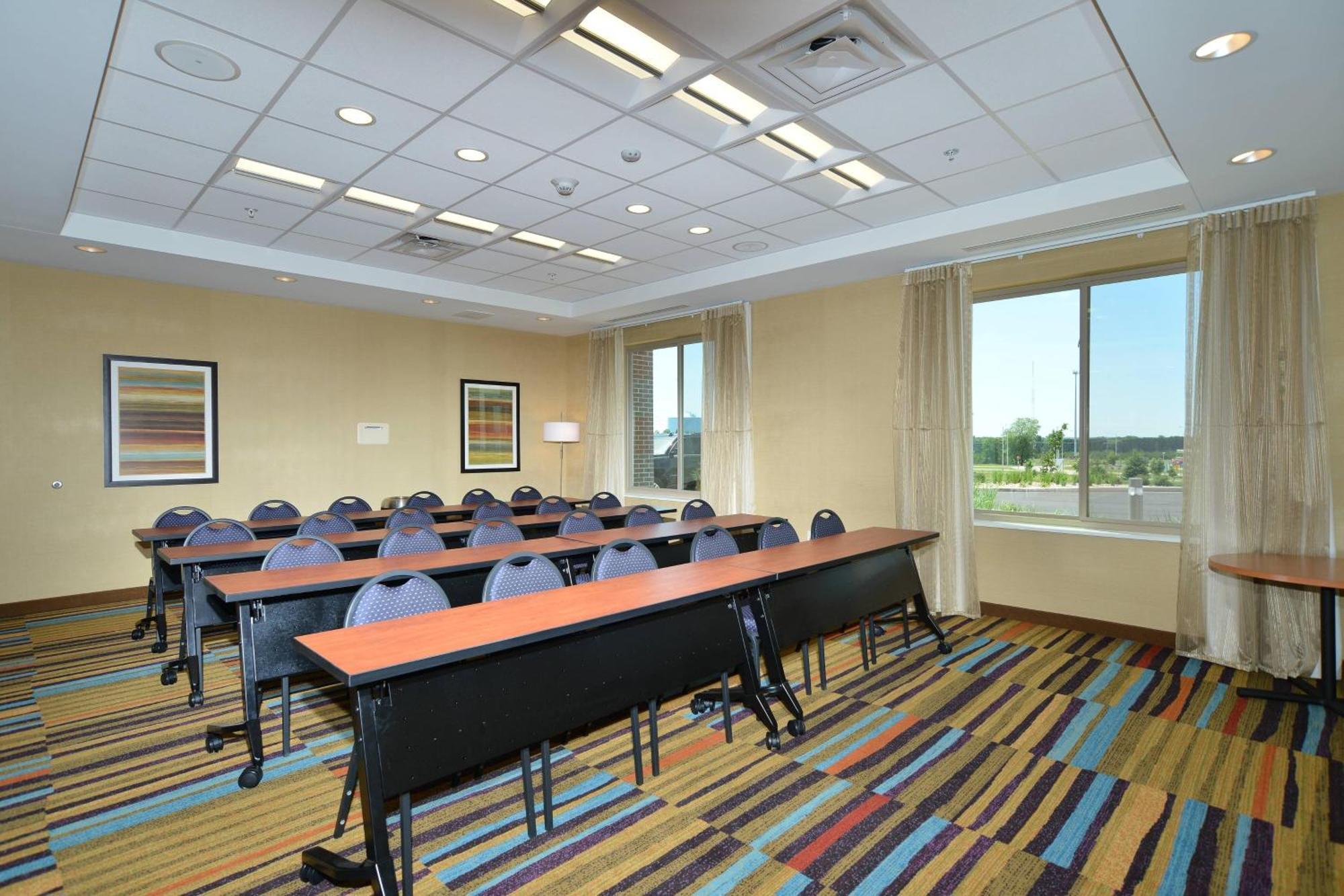 Fairfield Inn & Suites By Marriott Eau Claire/Chippewa Falls Exteriör bild