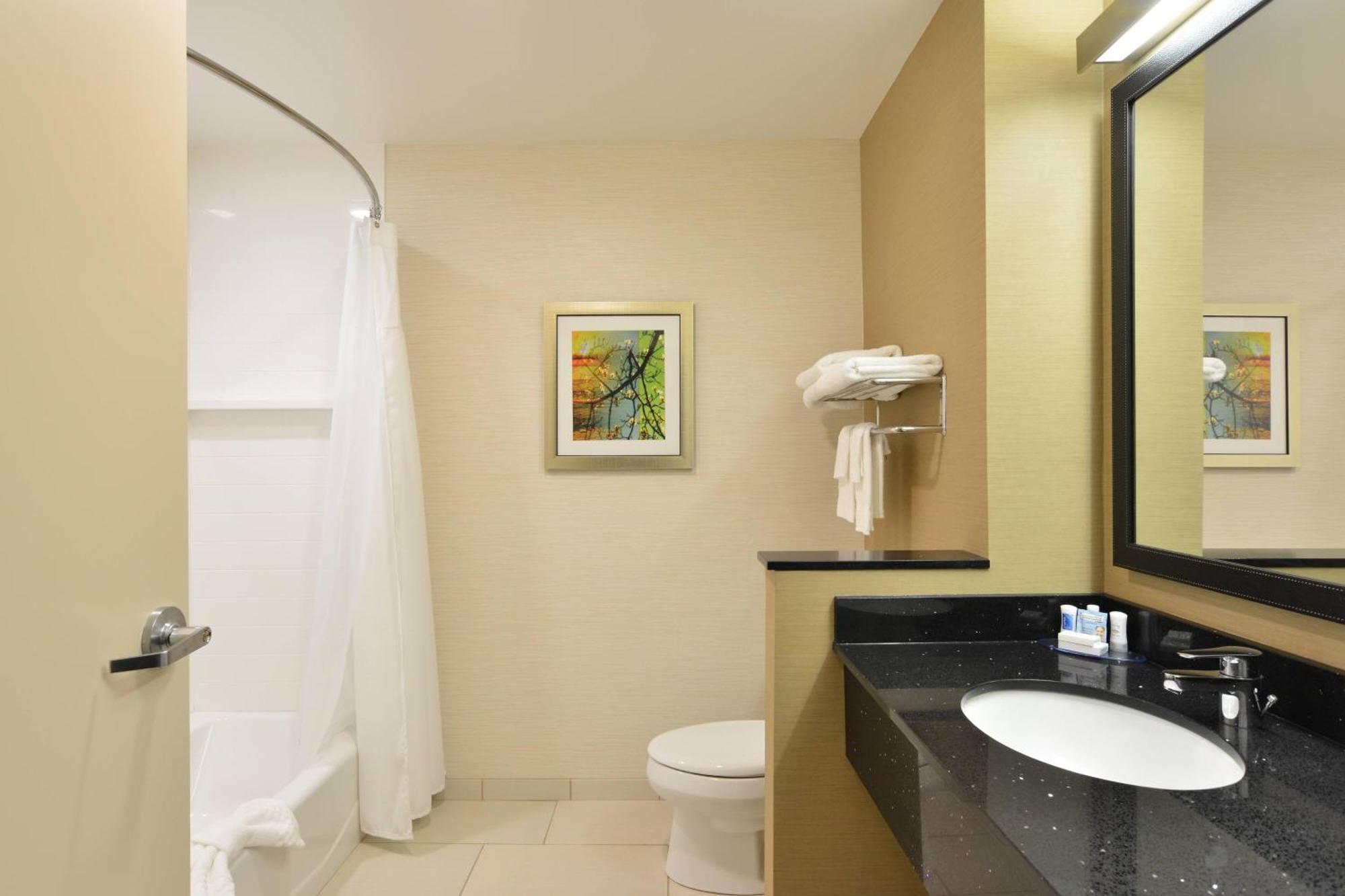 Fairfield Inn & Suites By Marriott Eau Claire/Chippewa Falls Exteriör bild
